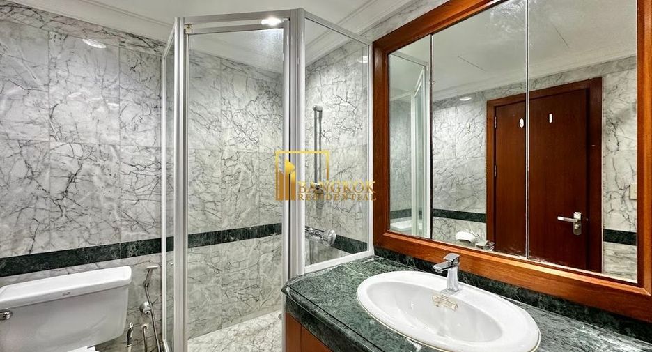 Condo en alquiler de 2 habitaciones en Pathum Wan, Bangkok