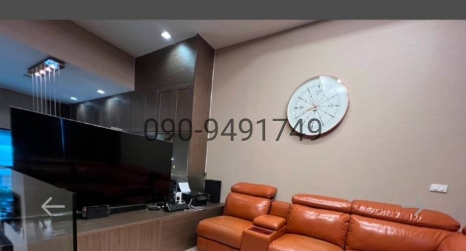 For sale 3 bedrooms townhouse in Yan Nawa, Bangkok