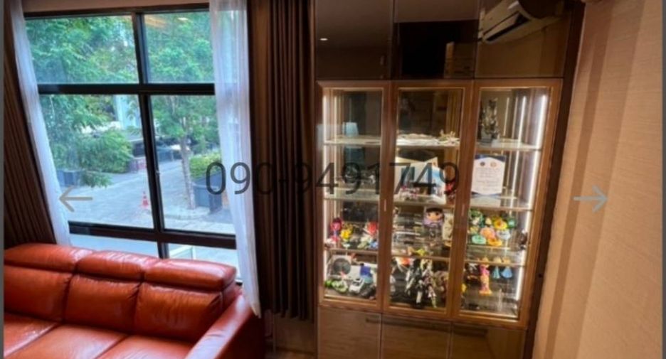 For sale 3 bedrooms townhouse in Yan Nawa, Bangkok
