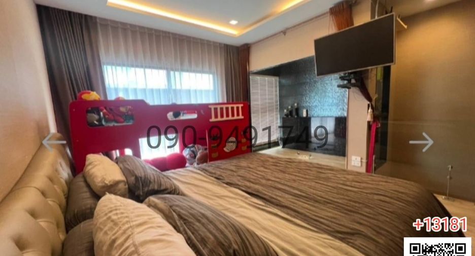 For sale 3 bedrooms townhouse in Yan Nawa, Bangkok