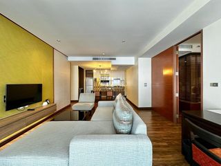 Apartamento con servicios en alquiler de 2 habitaciones en Huai Khwang, Bangkok