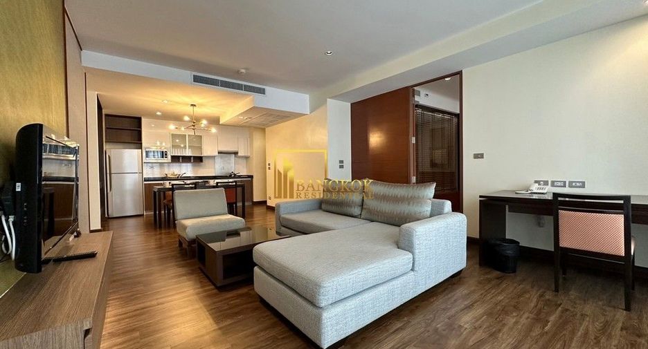 Apartamento con servicios en alquiler de 2 habitaciones en Huai Khwang, Bangkok