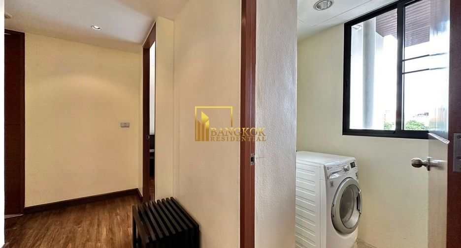 Apartamento con servicios en alquiler de 2 habitaciones en Huai Khwang, Bangkok