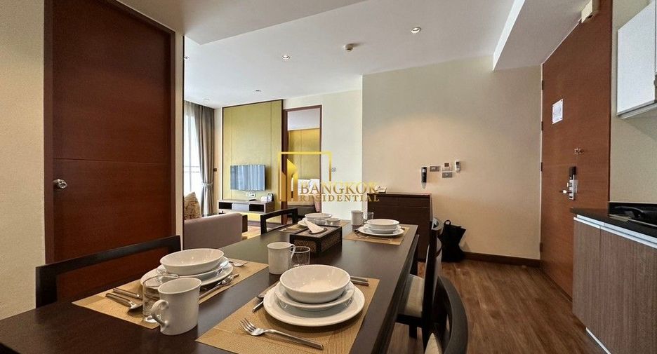 Apartamento con servicios en alquiler de 2 habitaciones en Huai Khwang, Bangkok