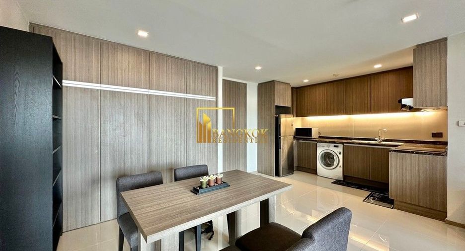 À louer 2 chambres condo à Watthana, Bangkok