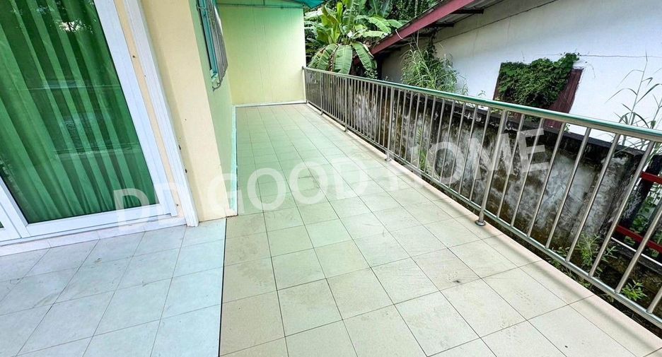 Haus zum Kauf mit 3 Zimmer in Mueang Surin, Surin