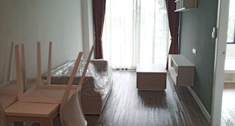 For sale 1 bed condo in Bang Phlat, Bangkok