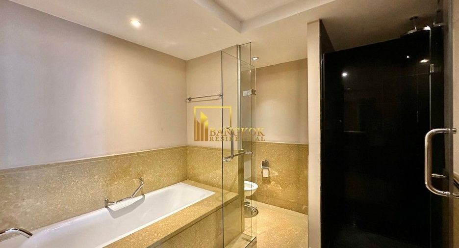 À louer 2 chambres condo à Sathon, Bangkok