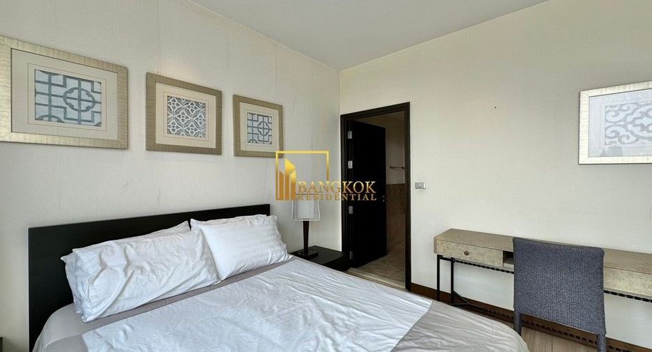 For rent 3 bedrooms condo in Sathon, Bangkok