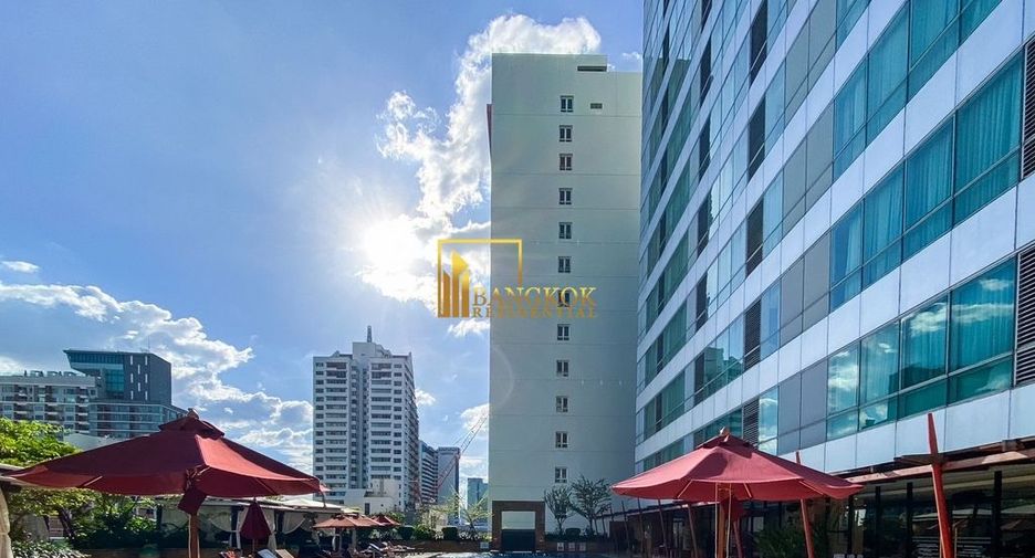 For rent 3 bedrooms condo in Sathon, Bangkok