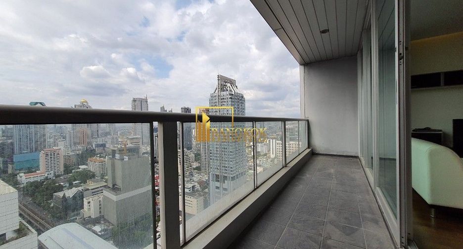 À louer 2 chambres condo à Sathon, Bangkok