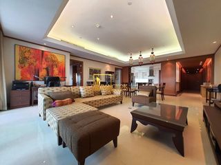 À louer 3 chambres condo à Sathon, Bangkok