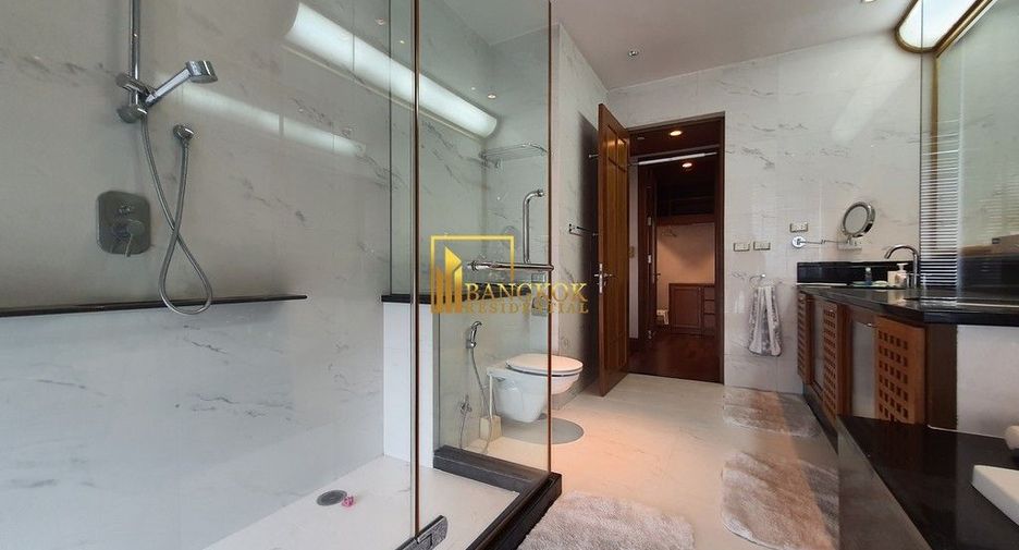 À louer 3 chambres condo à Sathon, Bangkok