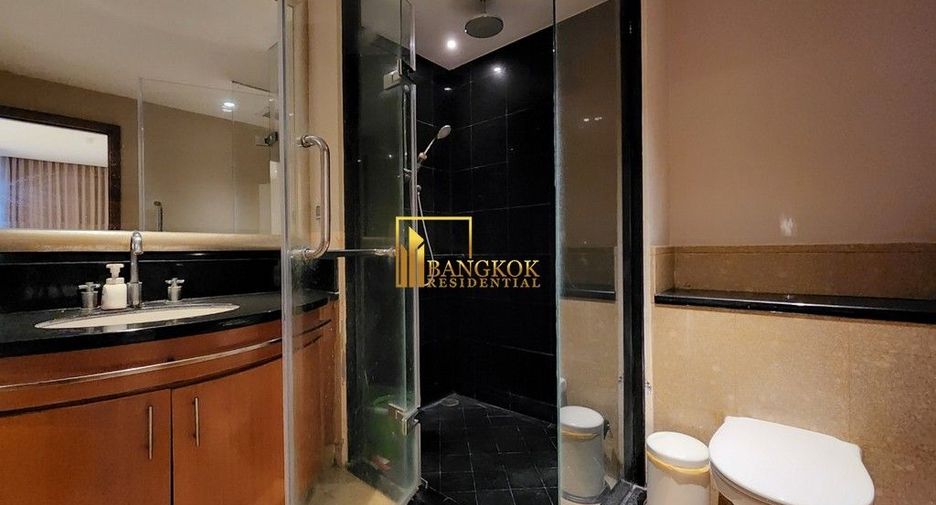 Condo en alquiler de 2 habitaciones en Sathon, Bangkok