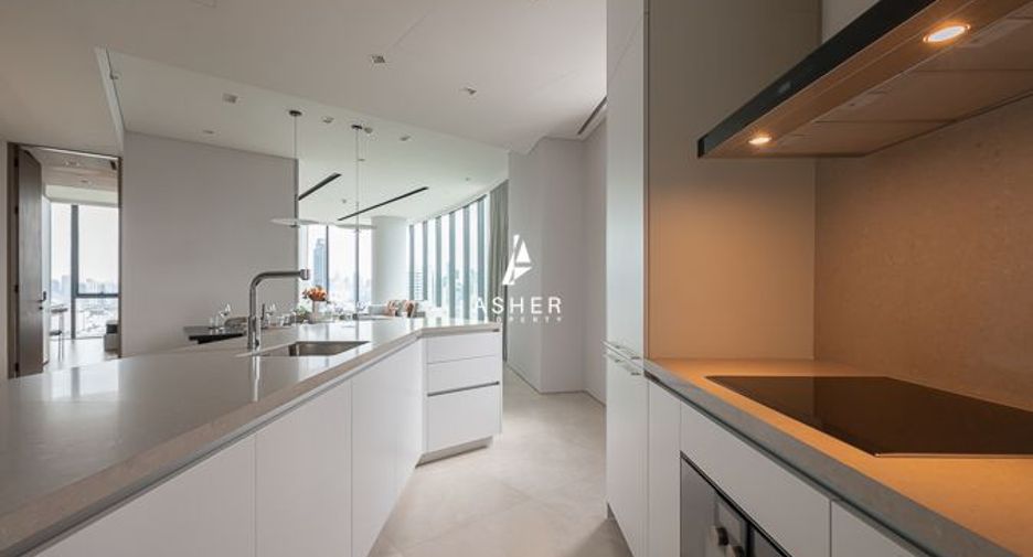 For rent 2 bed condo in Khlong San, Bangkok