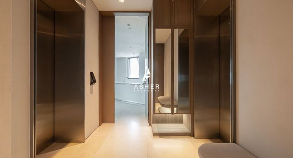 For rent 2 bed condo in Khlong San, Bangkok