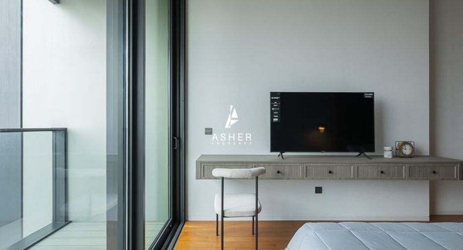 For rent 2 bed condo in Khlong San, Bangkok