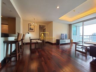 À louer 3 chambres condo à Sathon, Bangkok