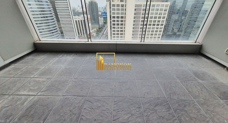 À louer 3 chambres condo à Sathon, Bangkok