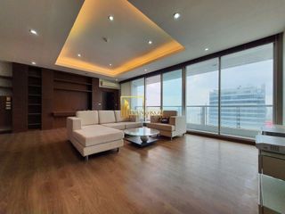 À louer 3 chambres condo à Sathon, Bangkok
