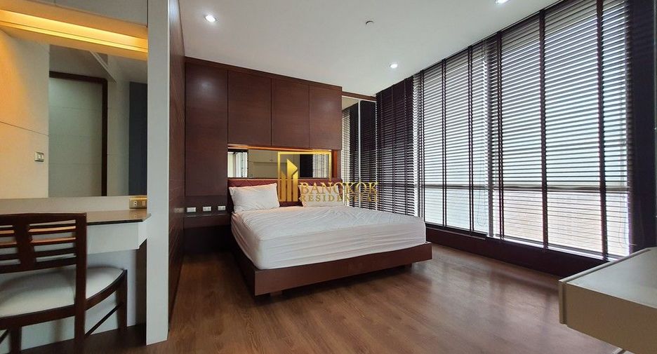 À louer 3 chambres condo à Sathon, Bangkok