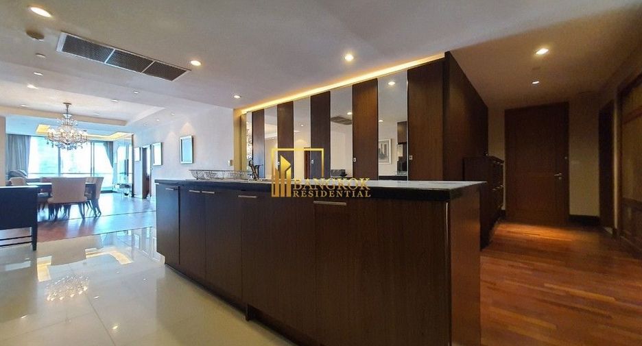 À louer 2 chambres condo à Sathon, Bangkok
