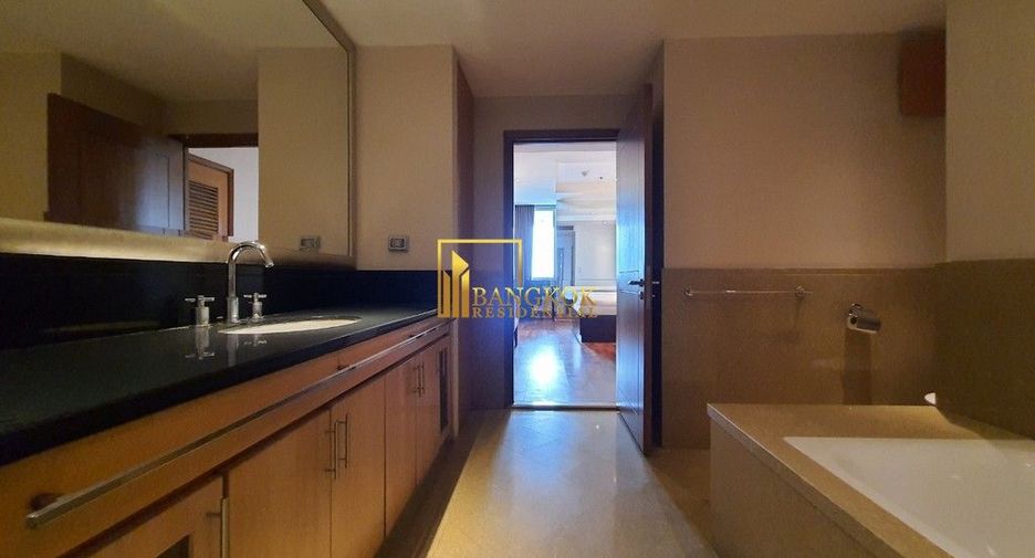 À louer 2 chambres condo à Sathon, Bangkok