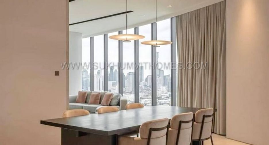 For rent 2 bed condo in Khlong San, Bangkok