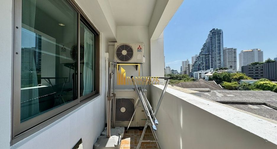 Condo en alquiler de 3 habitaciones en Watthana, Bangkok