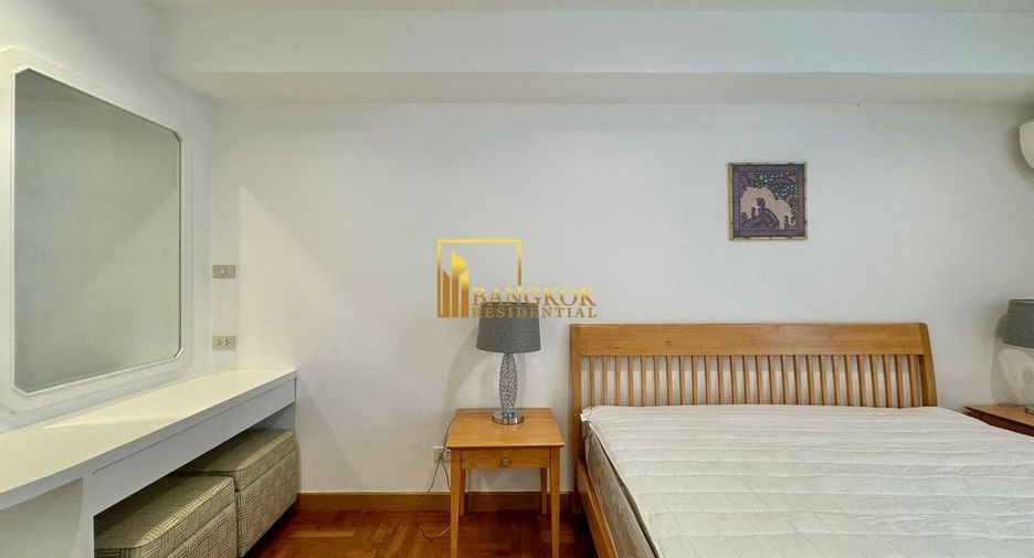 Condo en alquiler de 3 habitaciones en Watthana, Bangkok