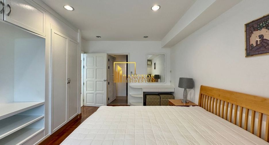 Condo en alquiler de 3 habitaciones en Watthana, Bangkok