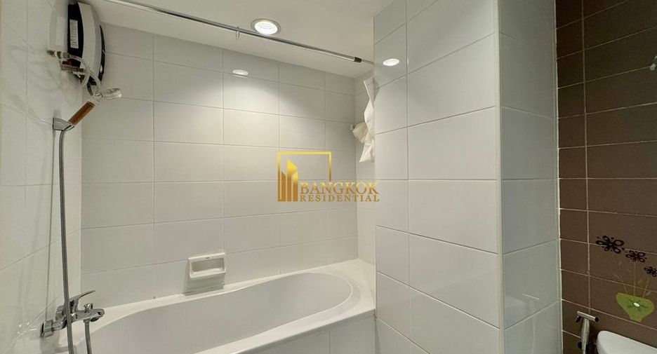 Condo en alquiler de 3 habitaciones en Watthana, Bangkok
