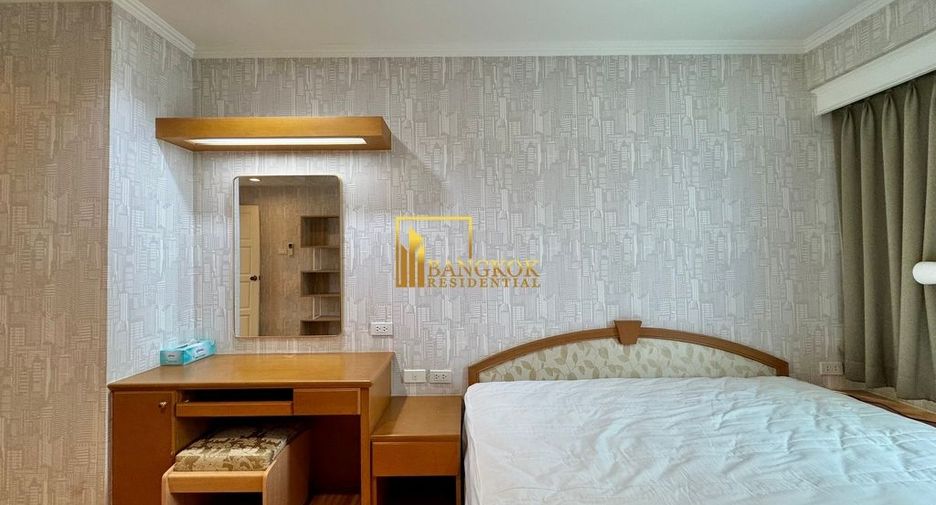 Condo en alquiler de 3 habitaciones en Watthana, Bangkok