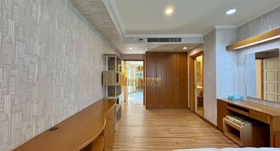 Condo en alquiler de 3 habitaciones en Watthana, Bangkok