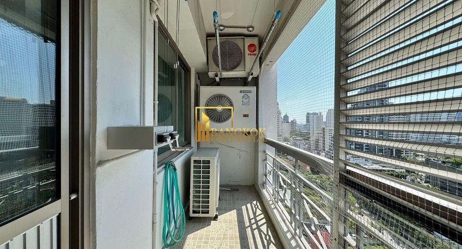 Condo en alquiler de 3 habitaciones en Watthana, Bangkok