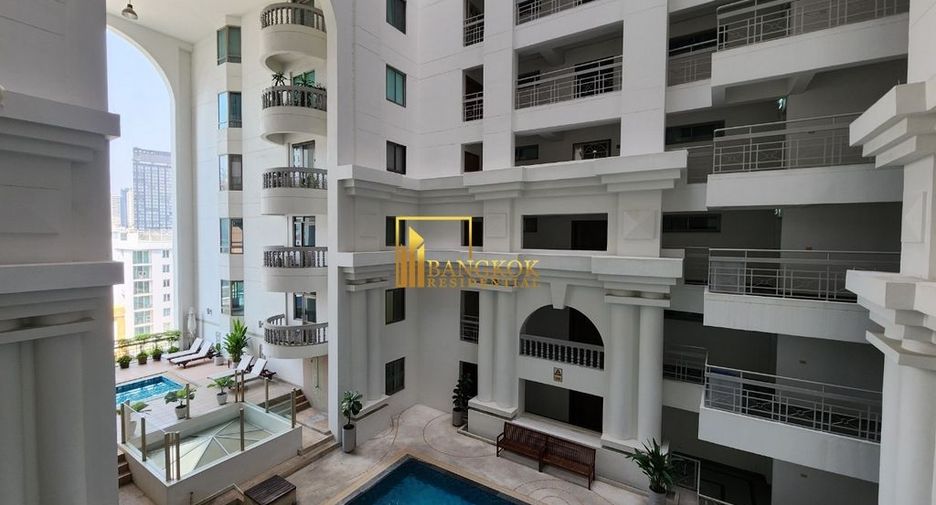 Condo en alquiler de 3 habitaciones en Watthana, Bangkok