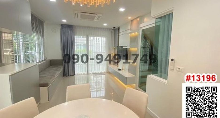 For rent 4 bed condo in Mueang Samut Prakan, Samut Prakan