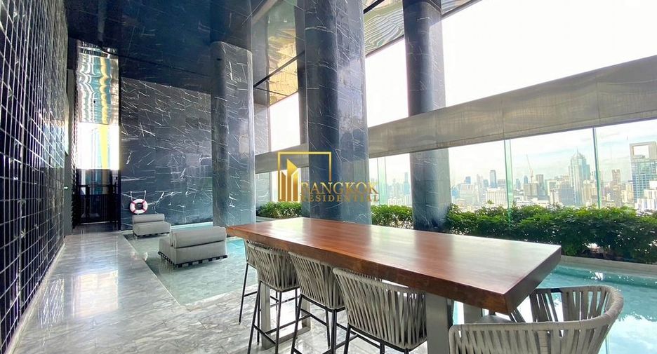 Condo en alquiler de 2 habitaciones en Khlong Toei, Bangkok