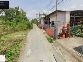 For sale 8 bed apartment in Mueang Lamphun, Lamphun