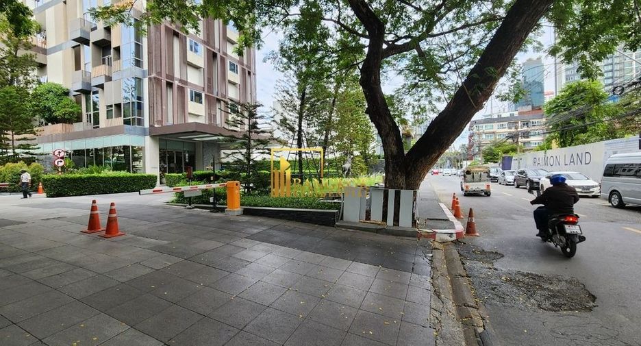 Condo en alquiler de 2 habitaciones en Khlong Toei, Bangkok