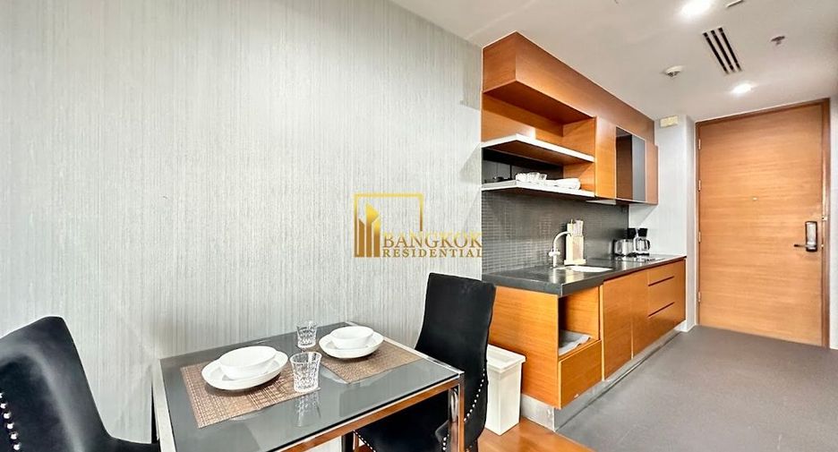 Condo en alquiler de 1 habitaciones en Khlong Toei, Bangkok