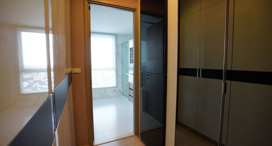 For rent and for sale 2 bedrooms condo in Watthana, Bangkok