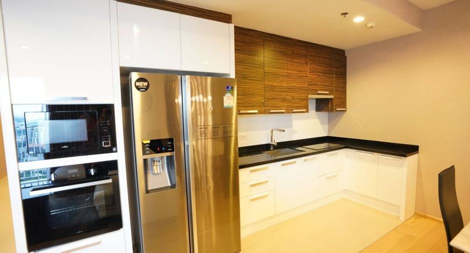 For rent and for sale 2 bedrooms condo in Watthana, Bangkok