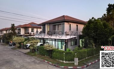For rent 4 bedrooms house in Khlong Sam Wa, Bangkok