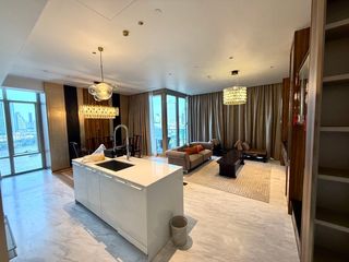 Condo en alquiler de 3 habitaciones en Bang Kho Laem, Bangkok