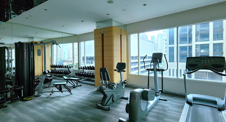 For sale 2 bedrooms condo in Khlong Toei, Bangkok