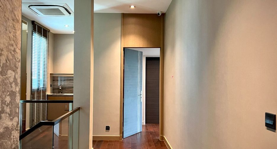 Haus zur Miete und zum Kauf mit 5 Zimmer in Lak Si, Bangkok