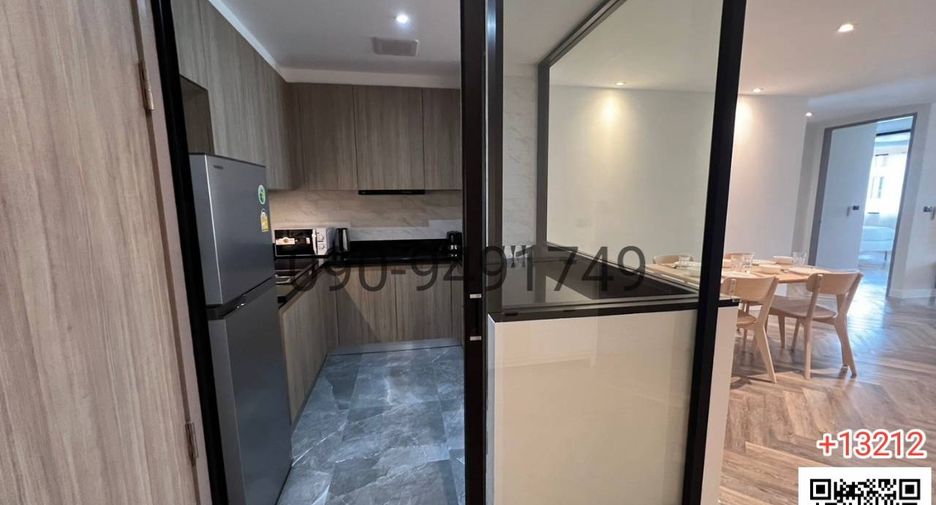 For rent 2 bedrooms condo in Watthana, Bangkok