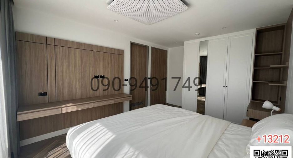 For rent 2 bedrooms condo in Watthana, Bangkok