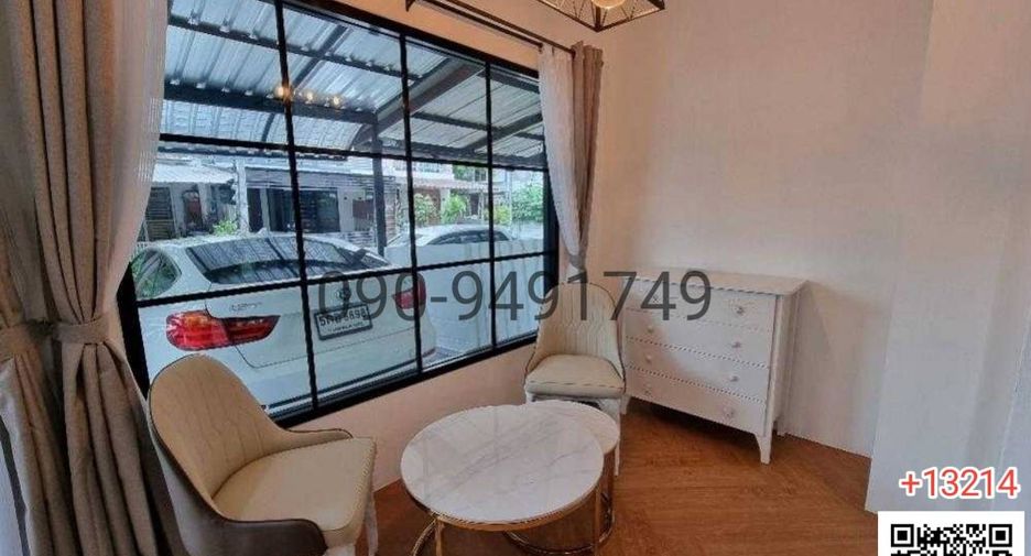 For rent 3 ベッドルーム townhouse in Suan Luang, Bangkok